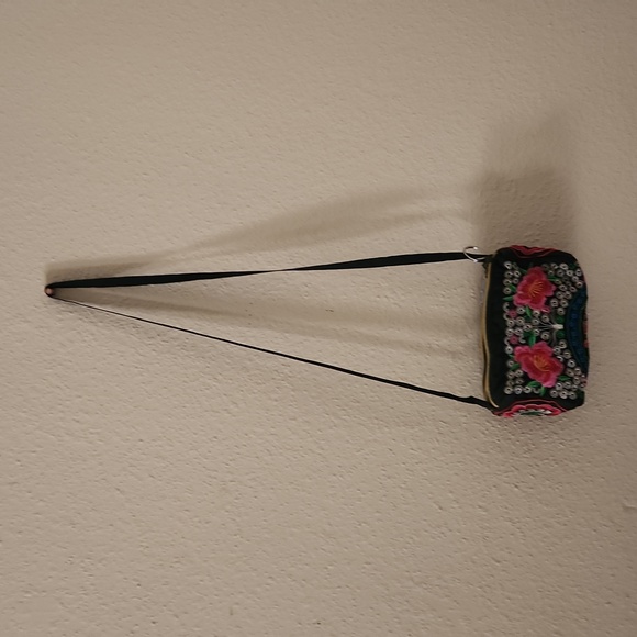 Bag - Picture 1 of 4